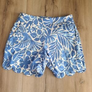 Crown & Ivy Blue and White Floral High Waist Shorts.New Without Tags!